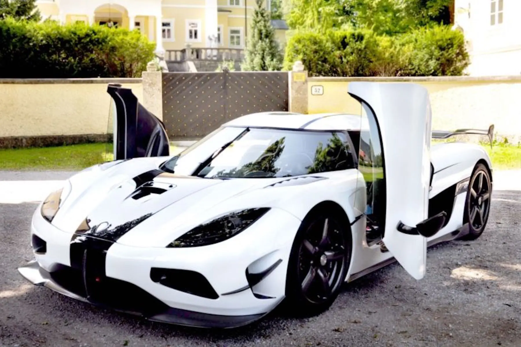 La Koeninsegg Agera RS élue voiture la plus rapide du monde en 2017.