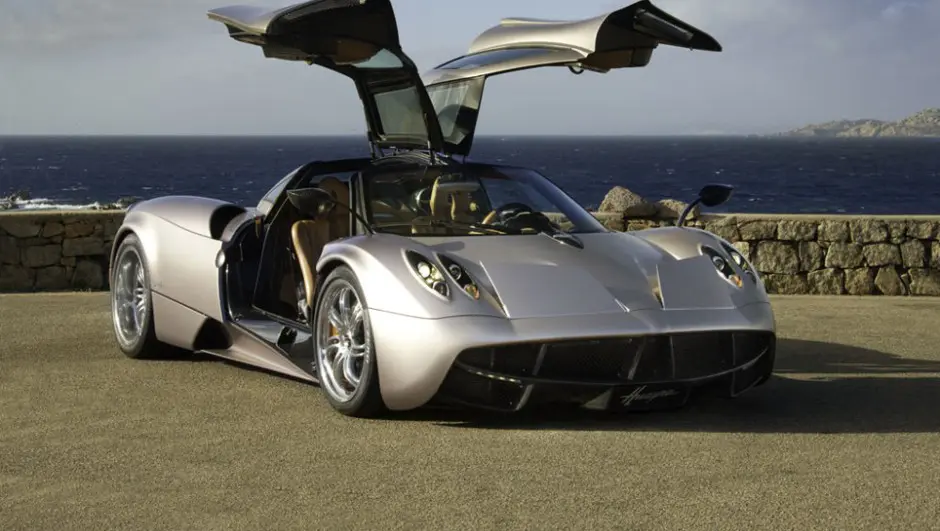 La Pagani Huayra élue voiture la plus rapide du monde en 2012.